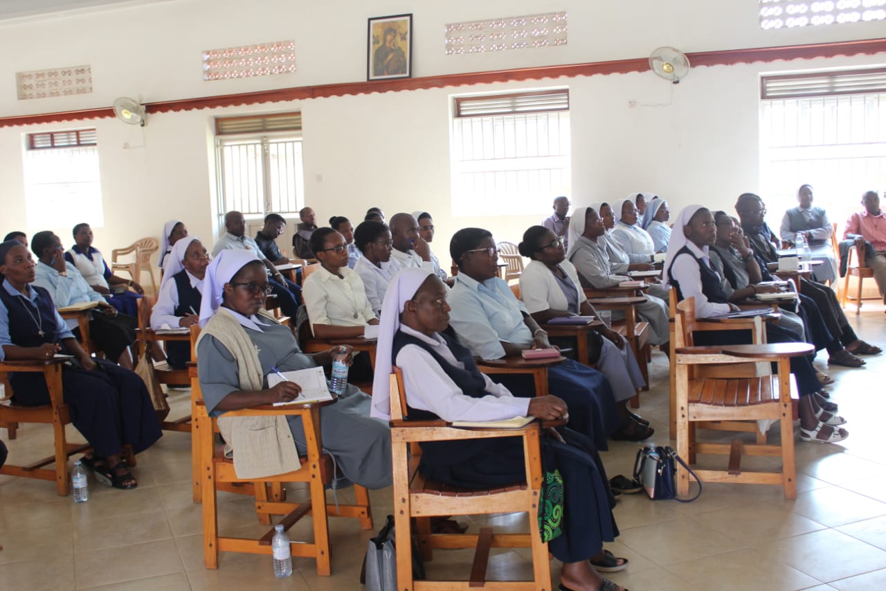 ARU MBARARA BRANCH HOLDS SYNODALITY SEMINAR IN NYAMITANGA